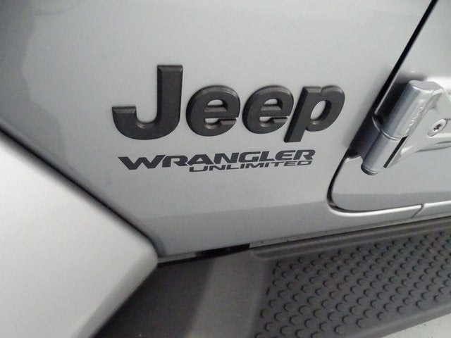 2021 Jeep Wrangler Unlimited Sahara Altitude