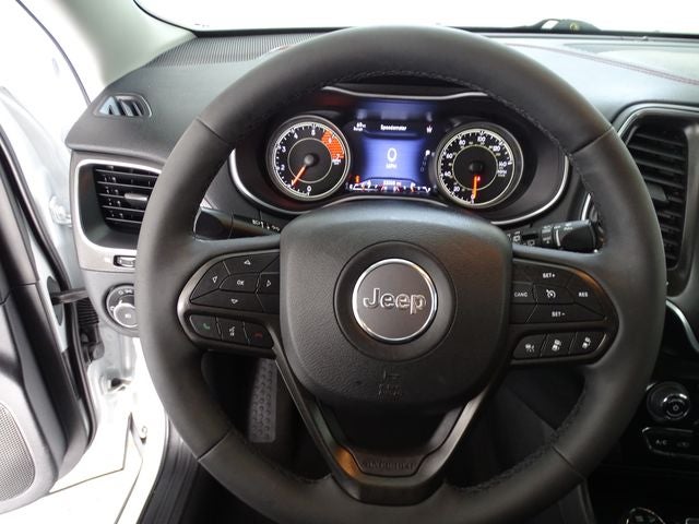 2023 Jeep Cherokee Trailhawk