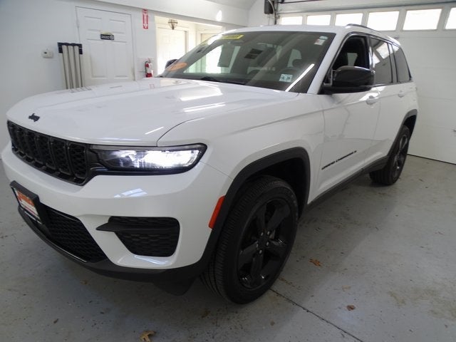 2023 Jeep Grand Cherokee Altitude