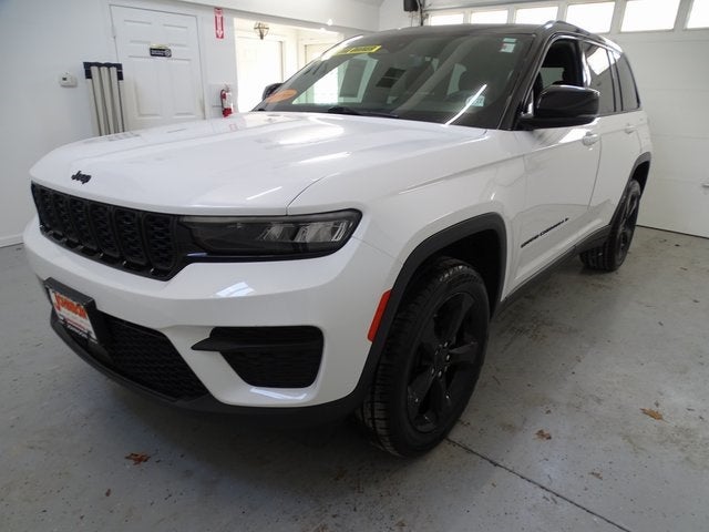 2023 Jeep Grand Cherokee Altitude