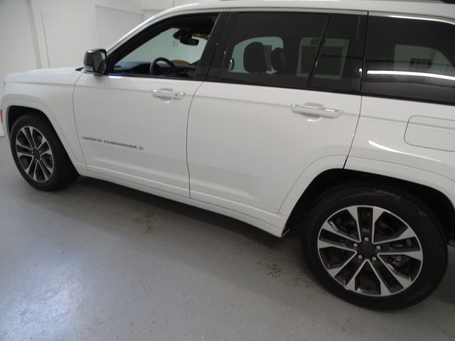 2023 Jeep Grand Cherokee Overland