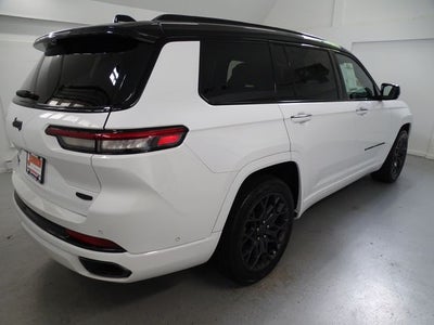 2023 Jeep Grand Cherokee L Summit