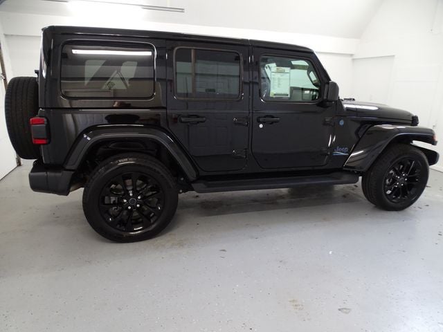 2025 Jeep Wrangler Sahara 4xe