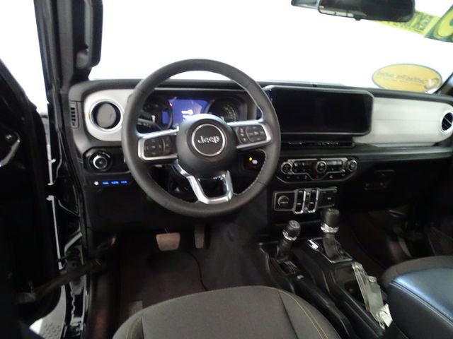 2025 Jeep Wrangler Sahara 4xe