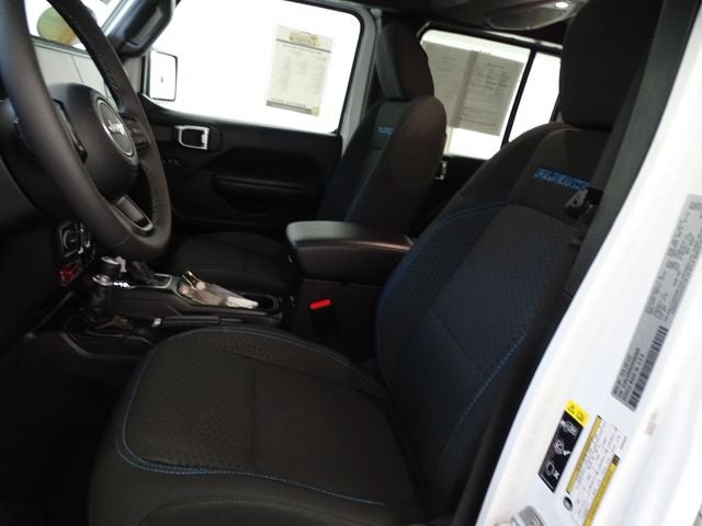 2025 Jeep Wrangler Rubicon 4xe