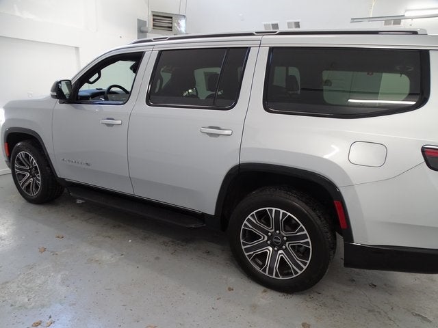 2025 Jeep Wagoneer Base