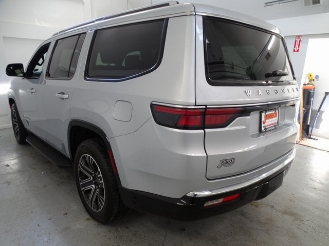 2025 Jeep Wagoneer Base