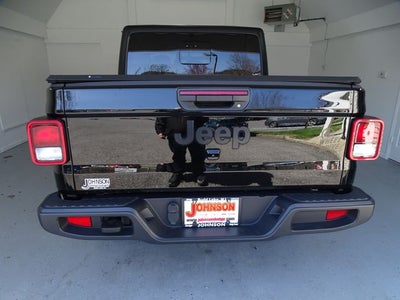 2022 Jeep Gladiator Willys