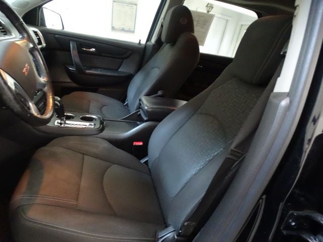 2016 GMC Acadia SLE-2