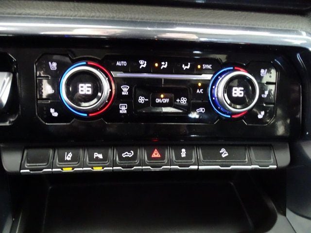 2024 GMC Sierra 3500HD Denali