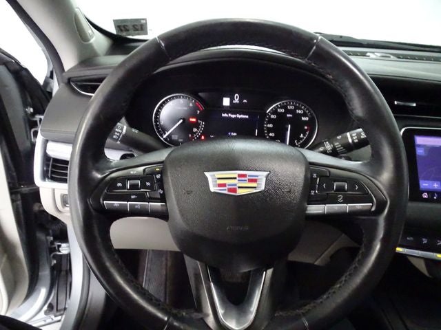 2023 Cadillac XT4 Luxury