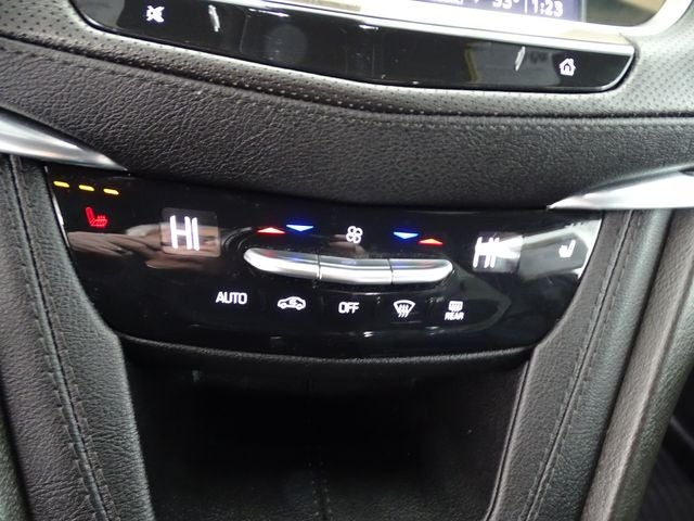 2024 Cadillac XT6 Luxury