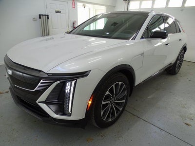 2024 Cadillac LYRIQ Sport