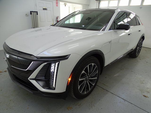 2024 Cadillac LYRIQ Sport