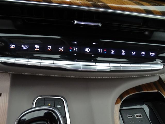 2024 Cadillac Escalade Sport Platinum