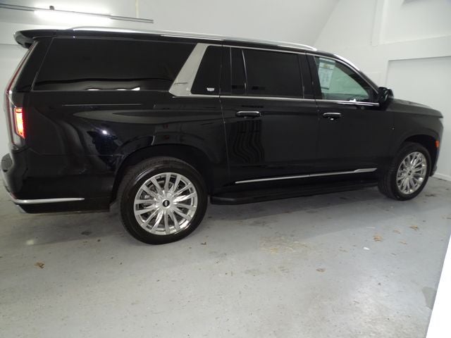 2023 Cadillac Escalade ESV Premium