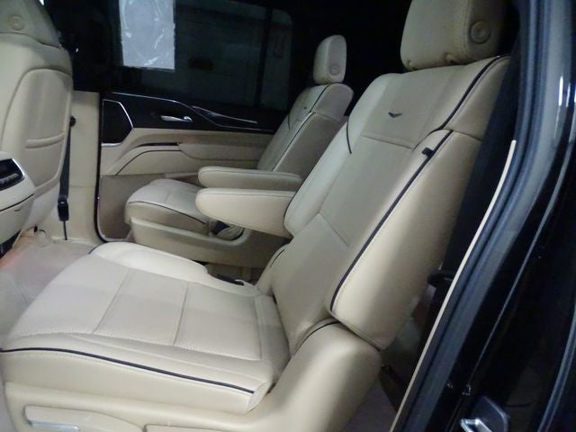 2023 Cadillac Escalade ESV Premium