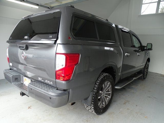 2017 Nissan Titan SL