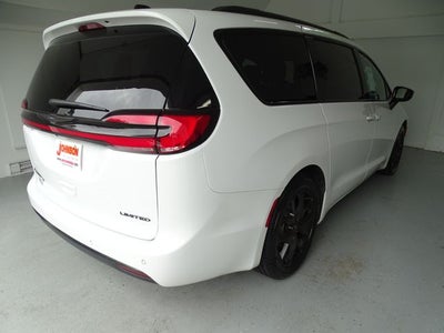2025 Chrysler Pacifica Limited