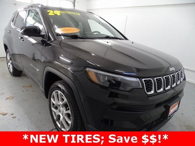 2024 Jeep Compass Latitude Lux