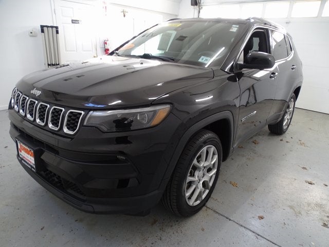 2024 Jeep Compass Latitude Lux