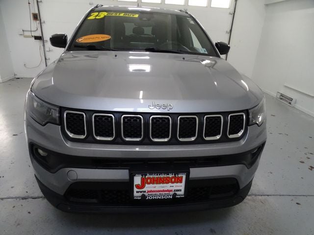 2023 Jeep Compass Latitude Lux