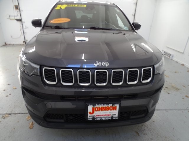 2024 Jeep Compass Latitude Lux