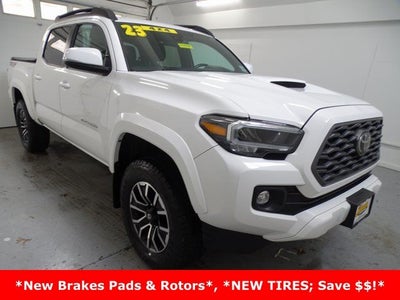 2023 Toyota Tacoma TRD Sport V6