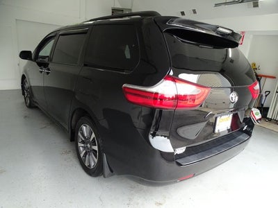 2020 Toyota Sienna XLE Premium 7 Passenger