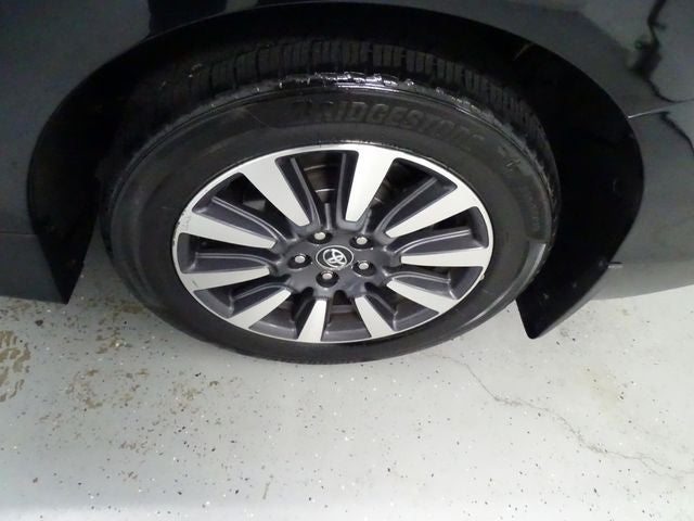 2020 Toyota Sienna XLE Premium 7 Passenger