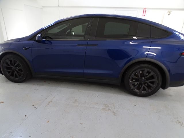 2022 Tesla Model X Base