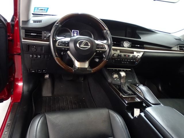 2018 Lexus ES 300h