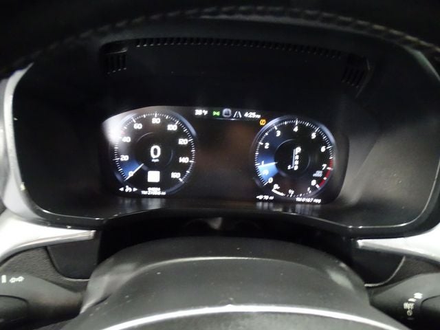 2018 Volvo XC60 T5 Momentum