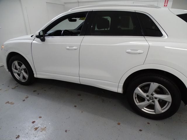 2020 Audi Q3 Premium quattro