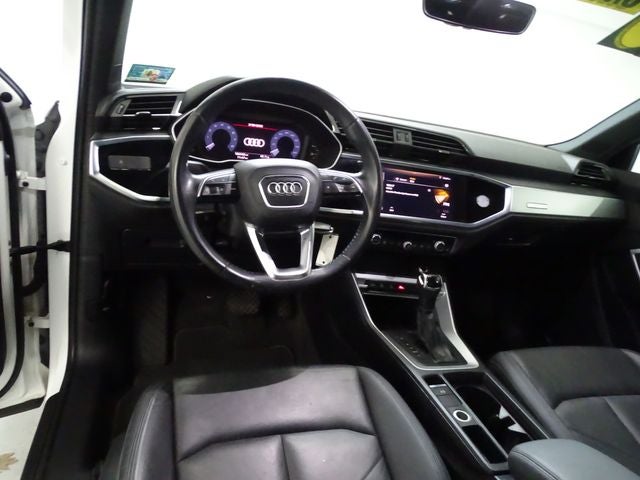 2020 Audi Q3 Premium quattro