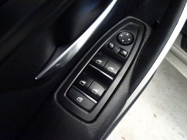 2018 BMW 3 Series 320i xDrive