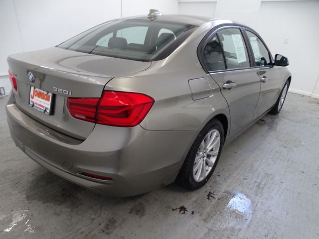 2018 BMW 3 Series 320i xDrive