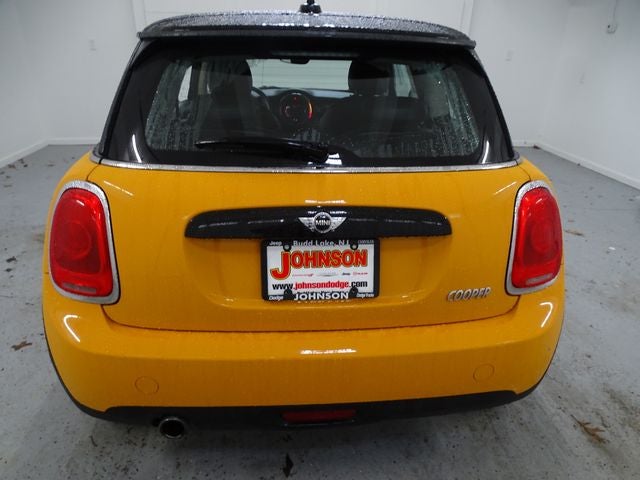 2017 MINI Cooper Base