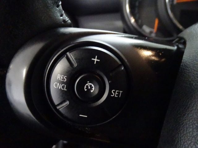 2017 MINI Cooper Base