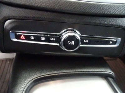 2023 Volvo XC90 B5 Core