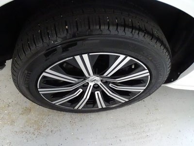 2023 Volvo XC90 B5 Core