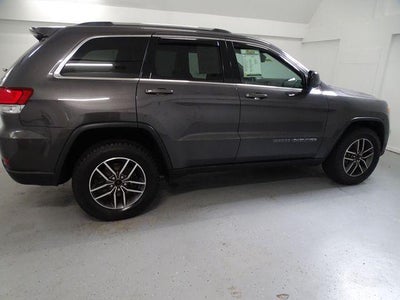 2020 Jeep Grand Cherokee Laredo E 4x4
