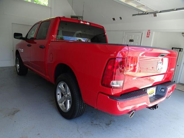 2017 RAM 1500 Express Crew Cab 4x4 5'7" Box