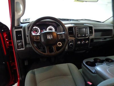 2017 RAM 1500 Express Crew Cab 4x4 5'7" Box