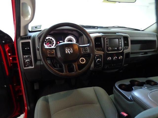 2017 RAM 1500 Express Crew Cab 4x4 5'7" Box