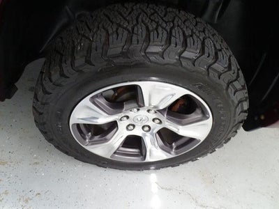 2019 RAM 1500 Laramie Quad Cab 4x4 6'4" Box