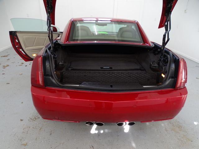 2004 Cadillac XLR Base