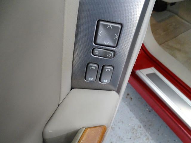 2004 Cadillac XLR Base