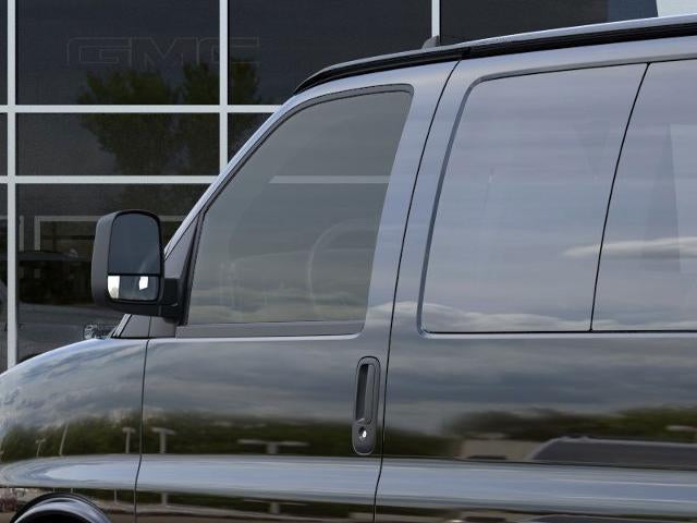 2025 GMC Savana Passenger 2500 LT