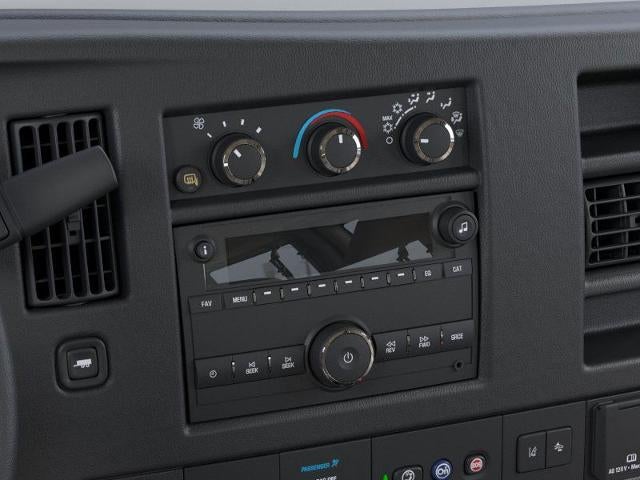 2025 GMC Savana Passenger 2500 LT